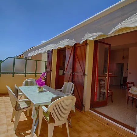 F2 Balcons Du Golfe Apartment *